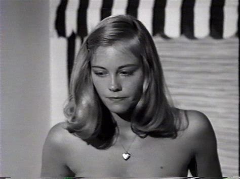 cybill shephard nude|Anatomy of a Nude Scene: Cybill Shepherd is Uncomfortably。